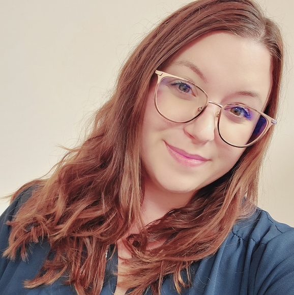 Meet your Posher, Lindsey - Picture 1 of 1